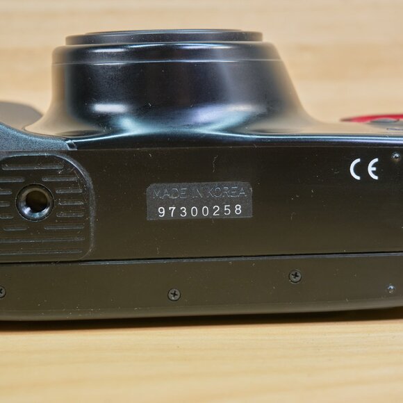 Samsung AF Zoom 1050, Point and Shoot 35mm Film Camera - Picture 6 of 8